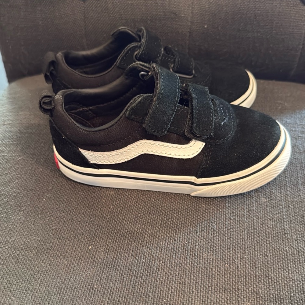 Toddler Size 8 Black Vans